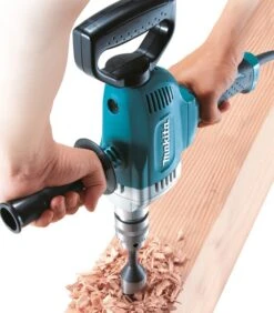 Makita Porakone/sekoituskone