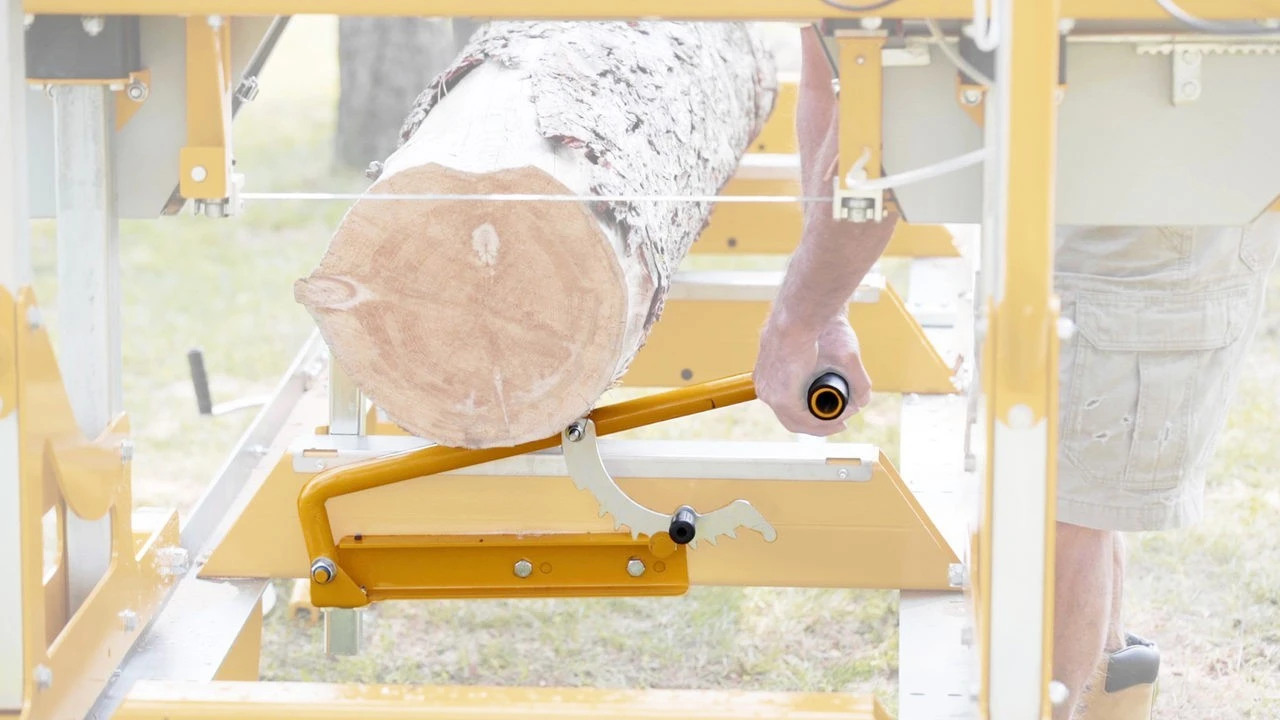 Frontier Manuaalinen Tukinkohotin 3 Frontier Manuaalinen Tukinkohotin