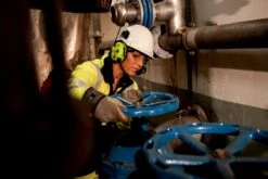 3M Peltor WS LiteCom Pro III GB Hi-Viz -Uittokalusto Kauppa f751 peltor ws litecomiii.2 1